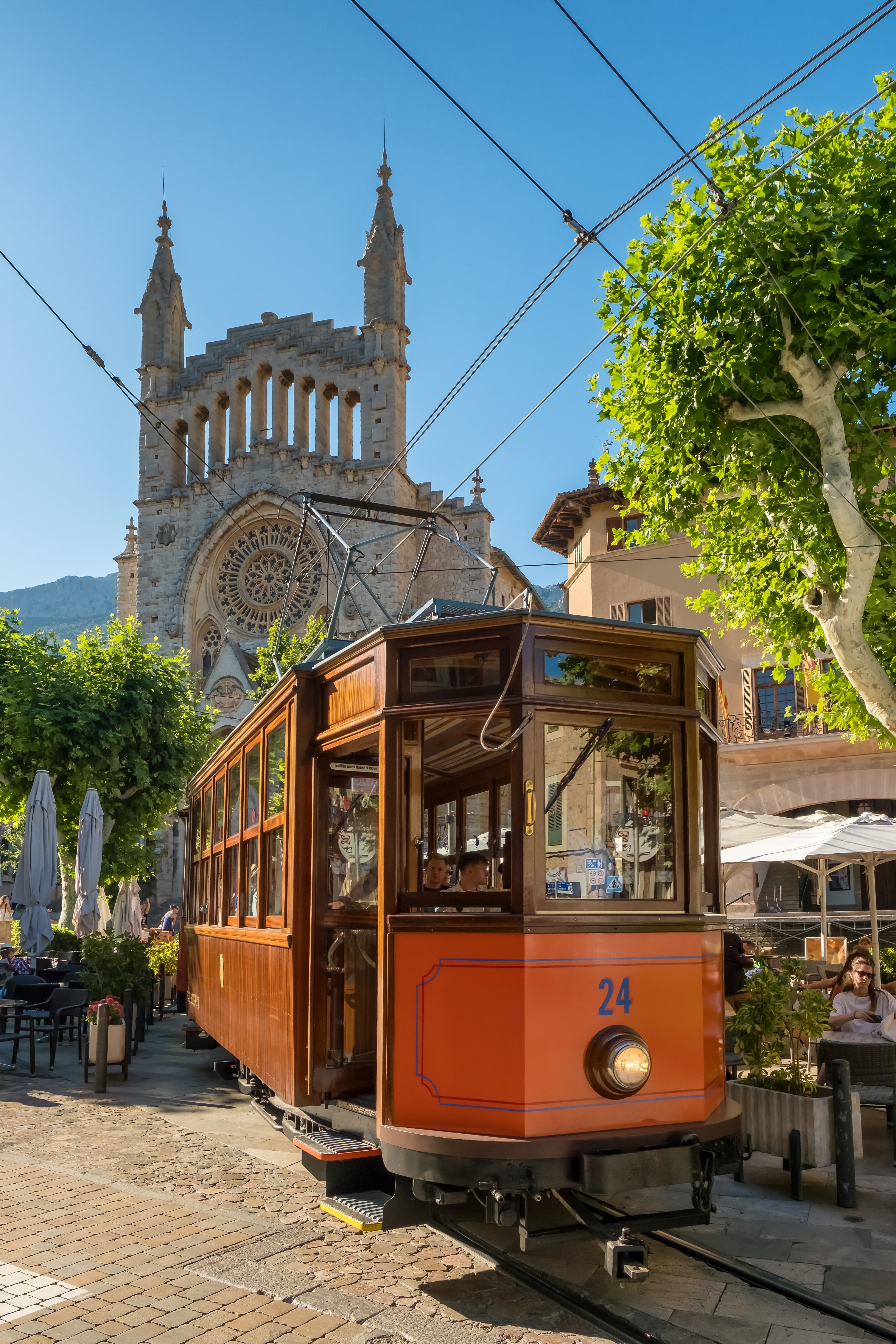 Mallorca tour: from Palma to the Serra de Tramuntana