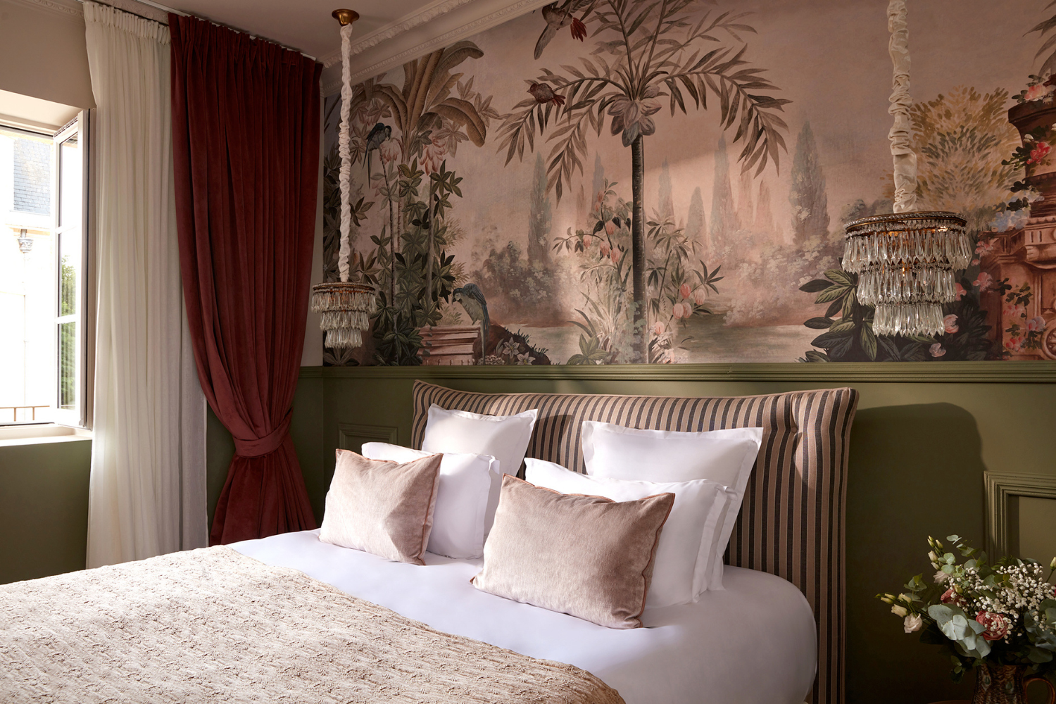 room deluxe 10 credit gaelle le boulicaut