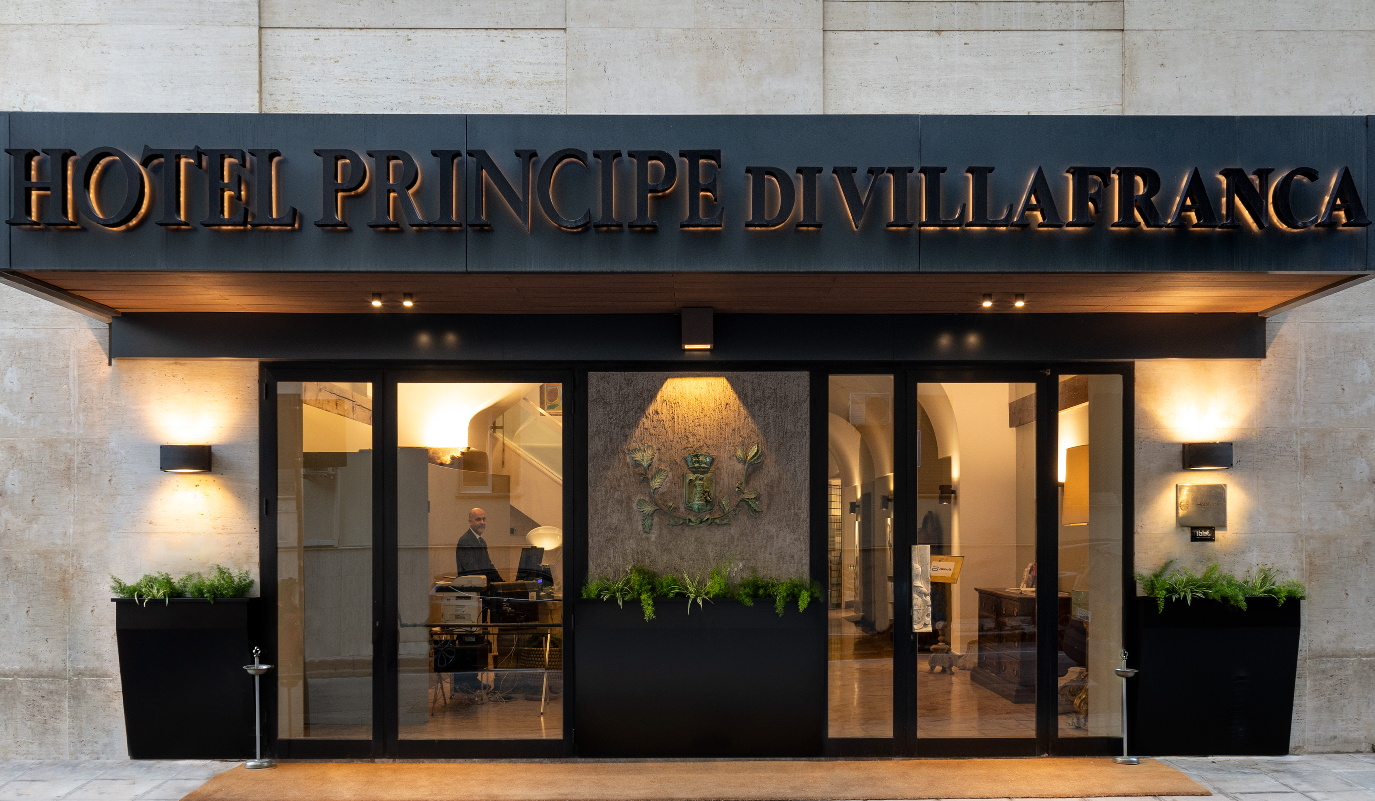 1 entrance