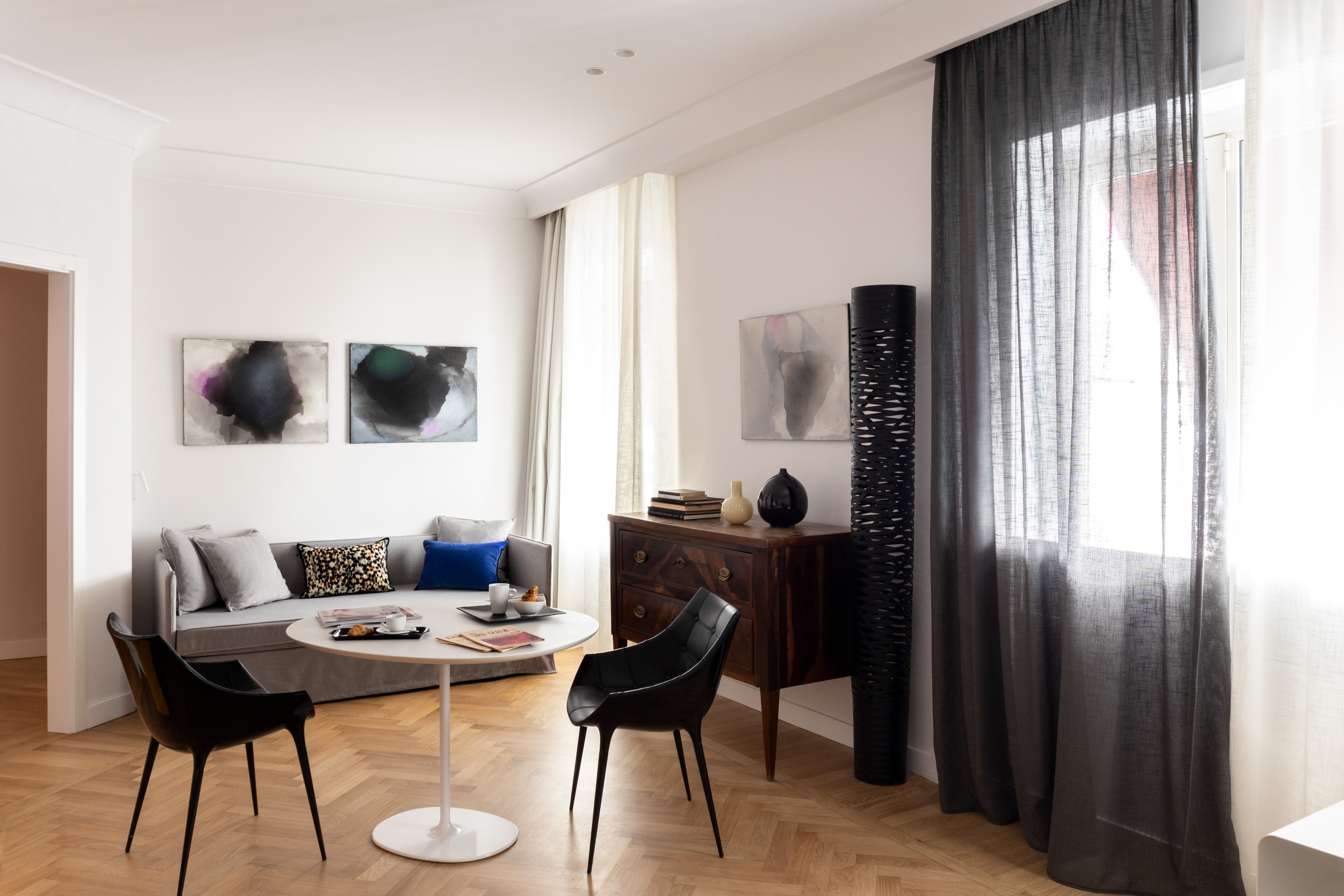 32 junior suite