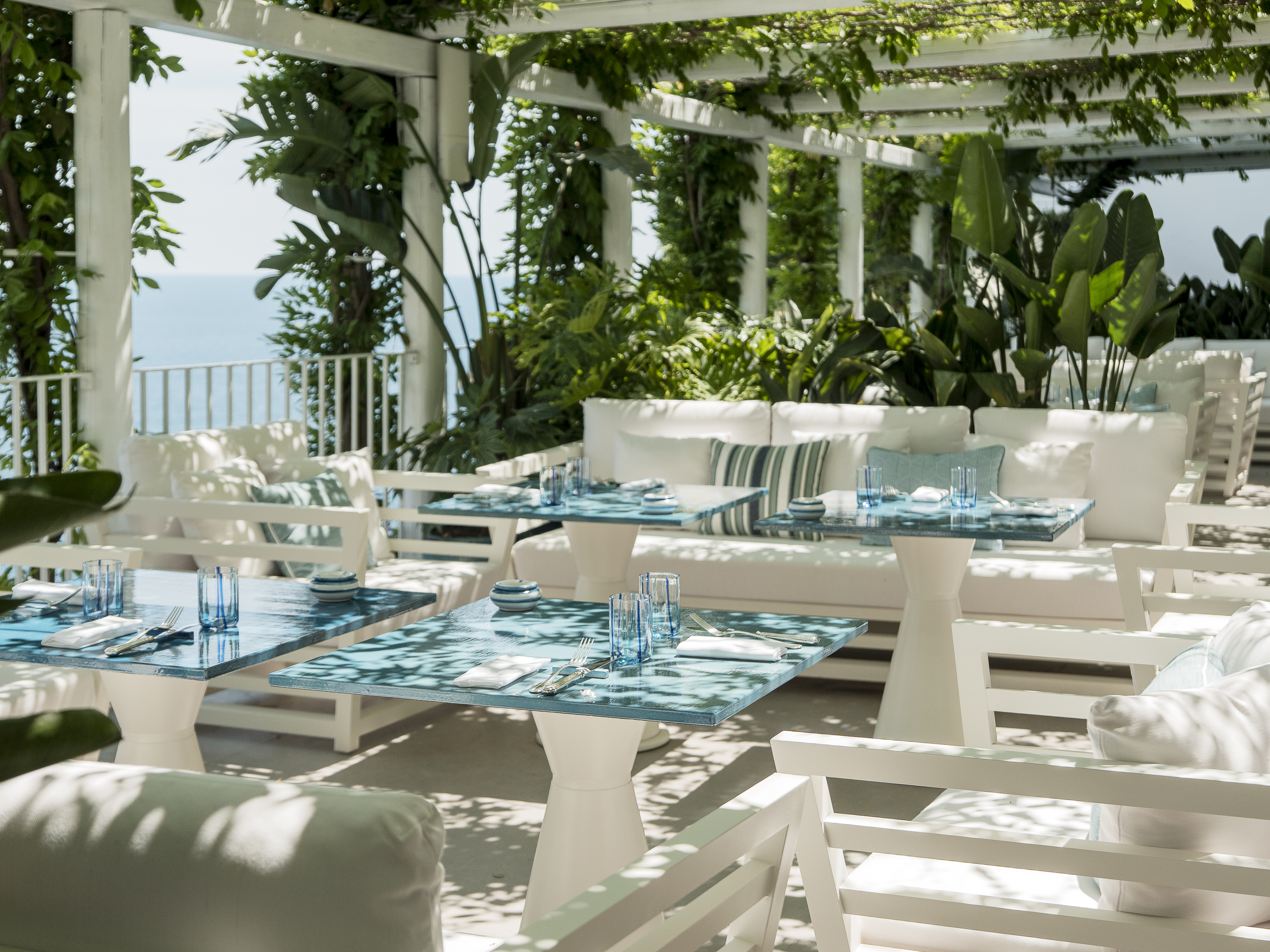 azur lounge