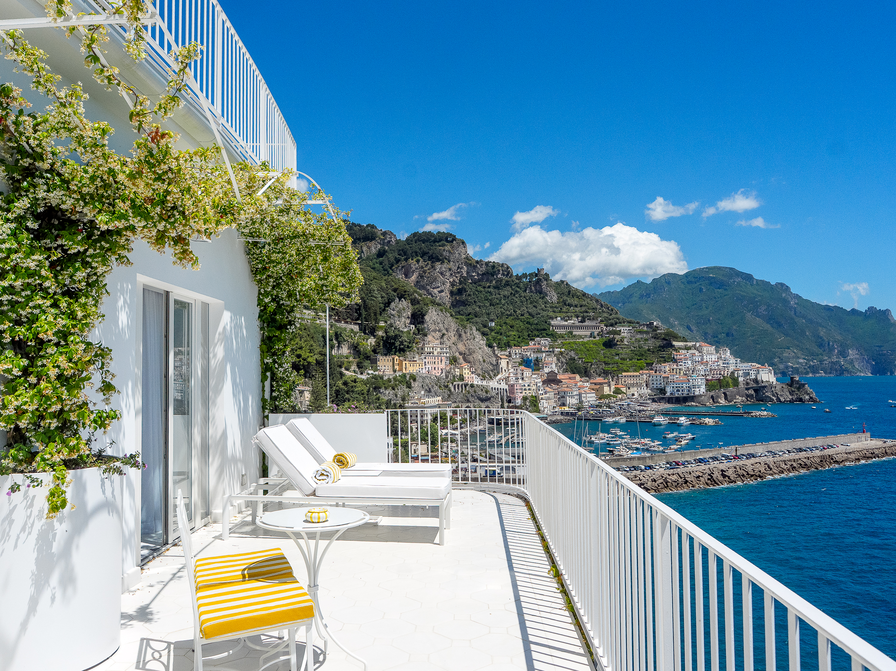 suite outdoor