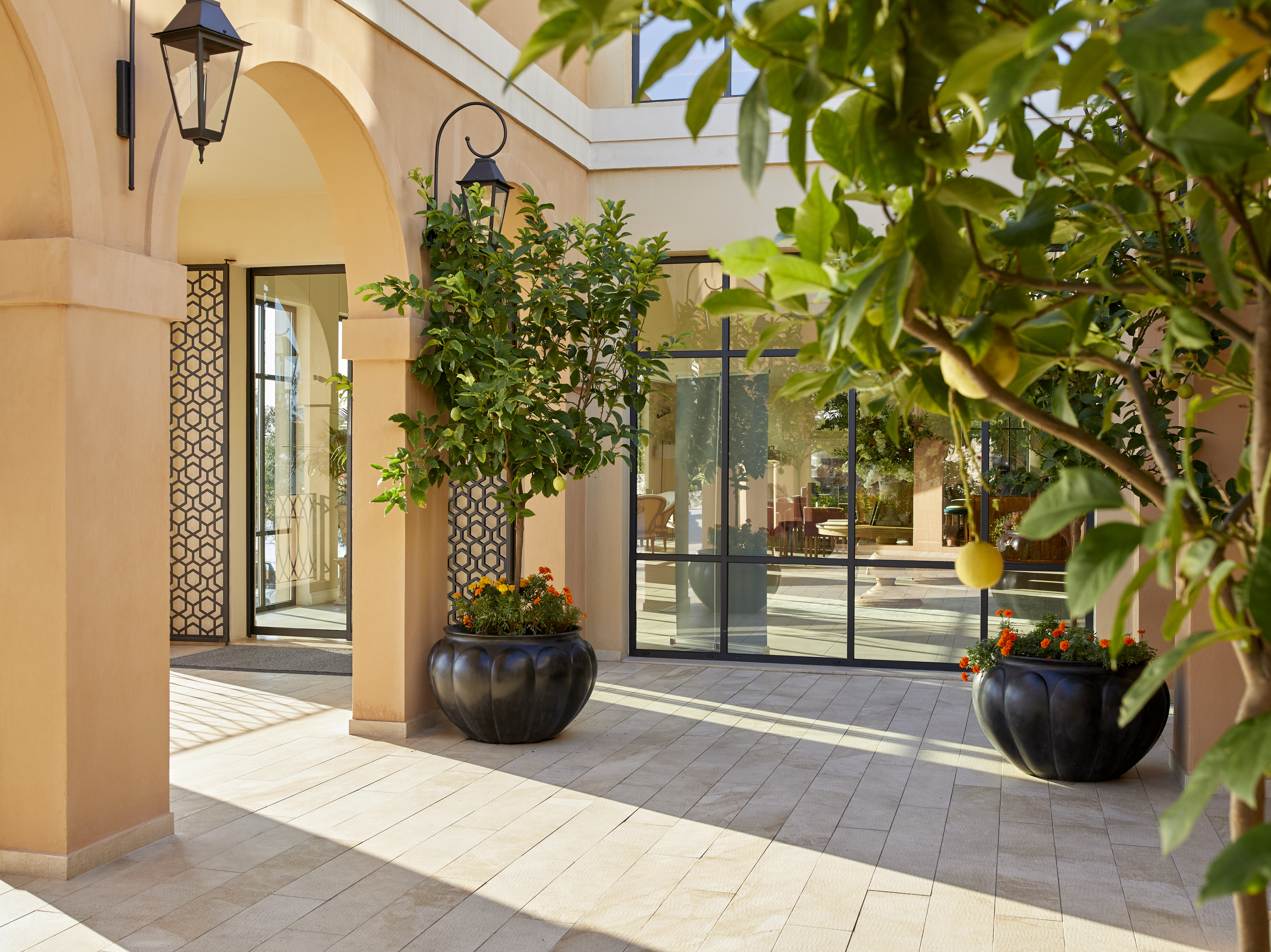 nido orangerie welcome area 2