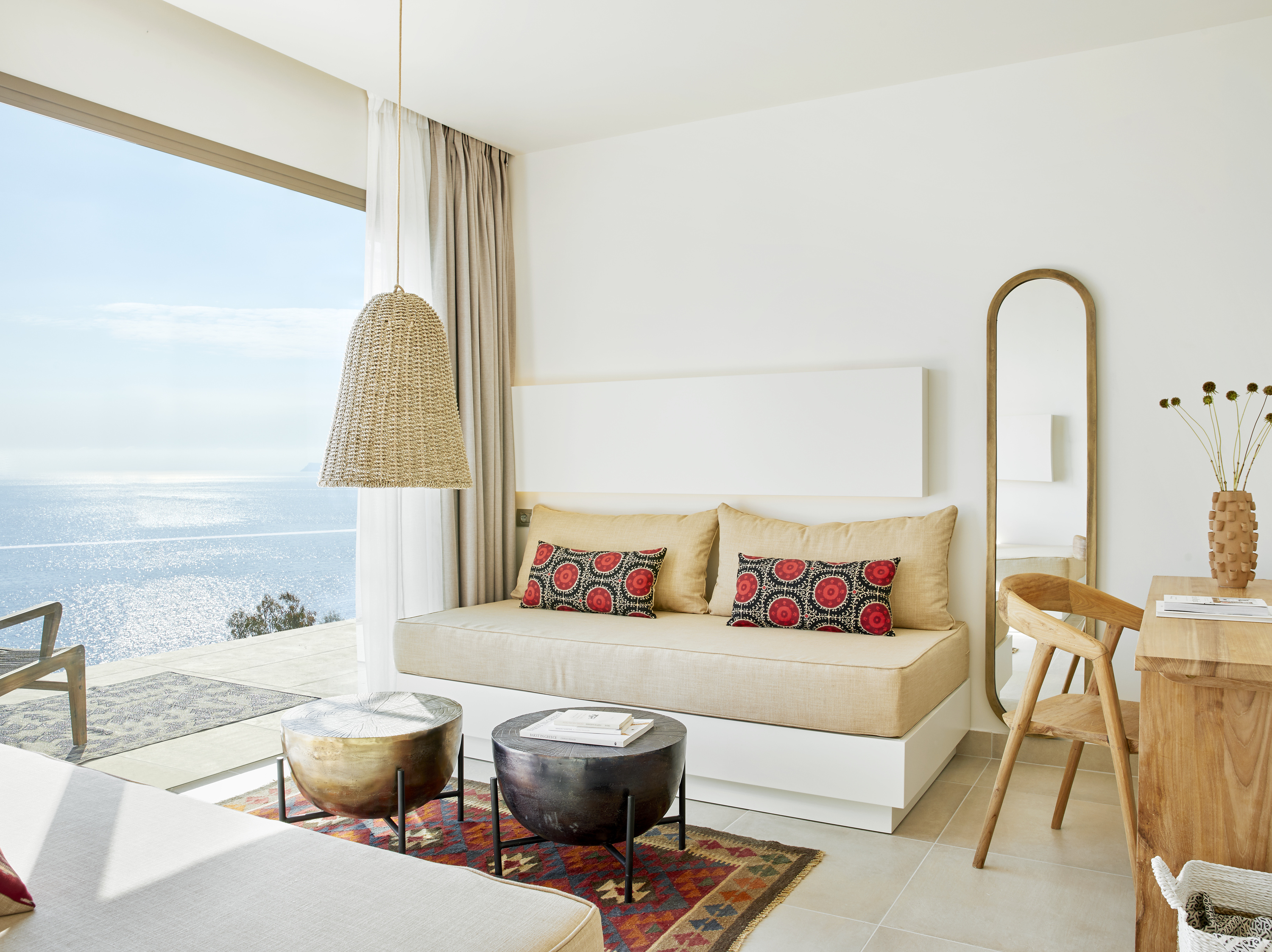 elix one bedroom suite sea view 2