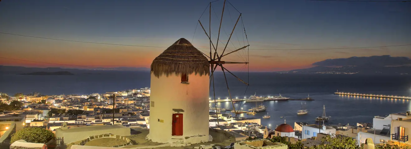 cover geniet van de herfstzon in mykonos