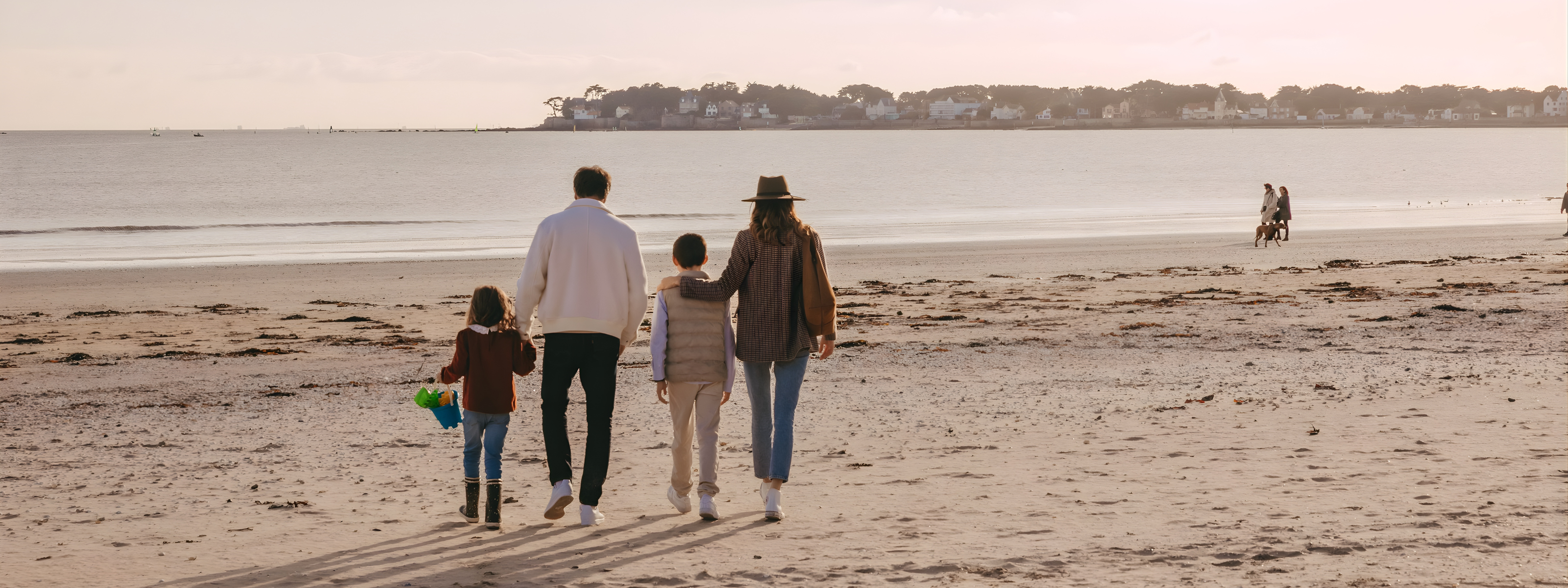 Traveling with Caractère during school vacations